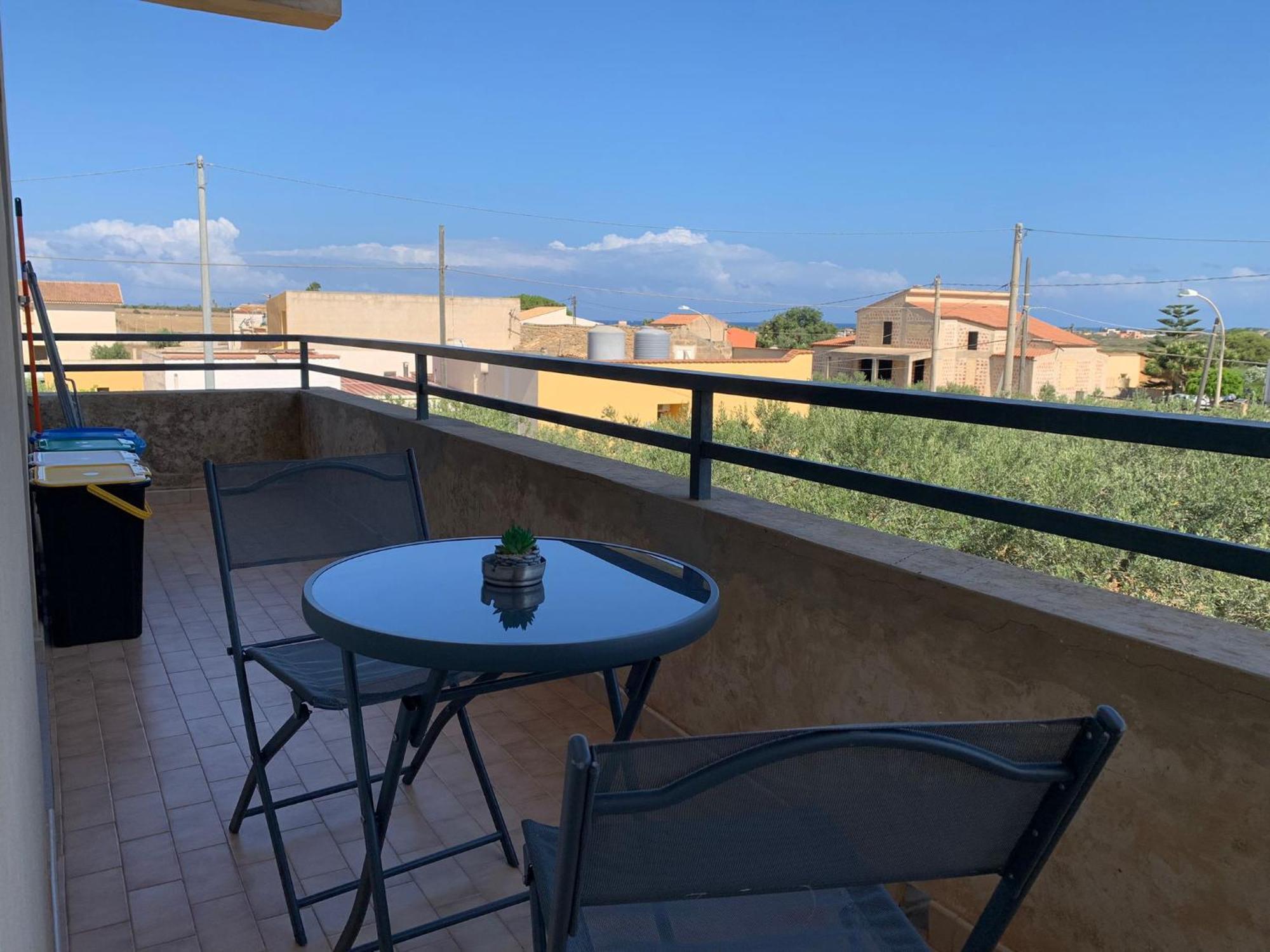 Casa Vacanza Torre Di Mezzo - Tramonto Марусса Экстерьер фото
